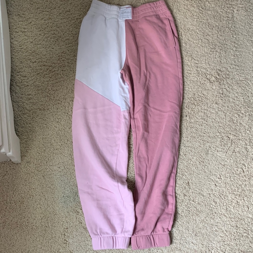 pink hollister sweat pants
